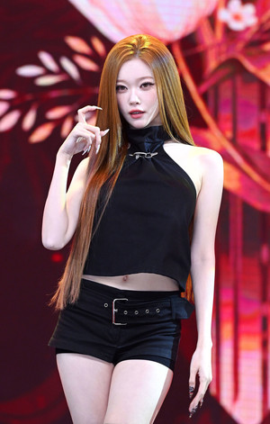 [포토] 빌리 츠키 '점점 더 예뻐지네'