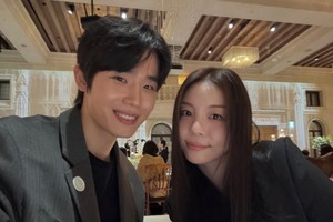에일리 ♥ 최시훈, 결혼 1년 만에...축하합니다