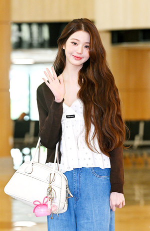 [포토] 장원영 '원영공주의 백꾸'